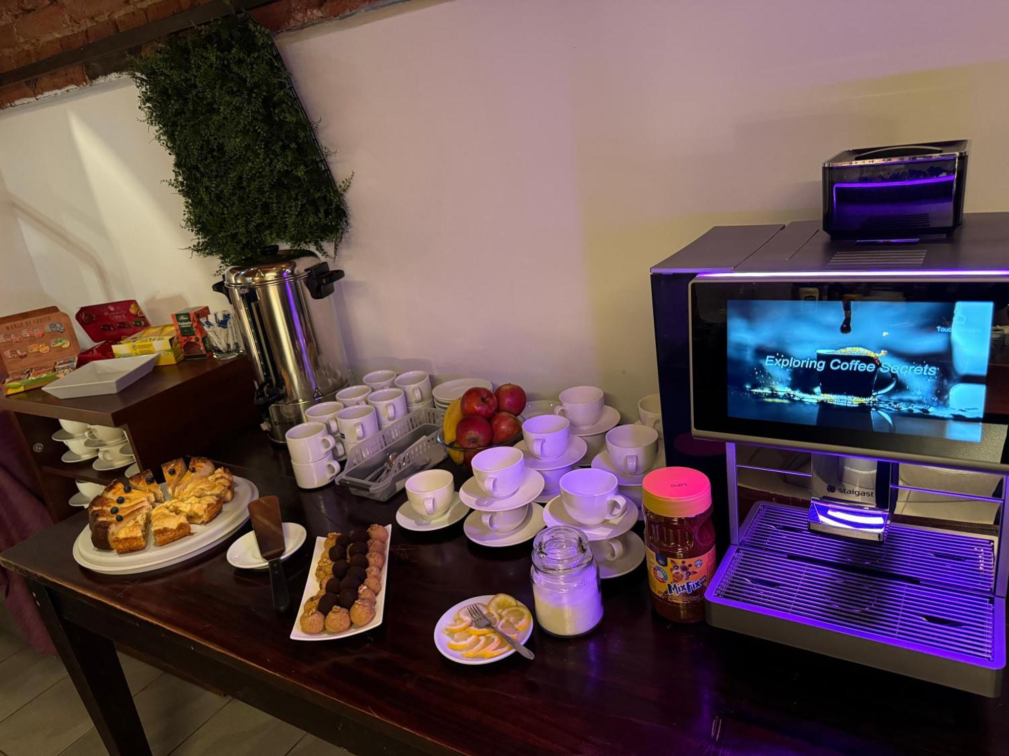 Iris Aparthotel クラクフ エクステリア 写真