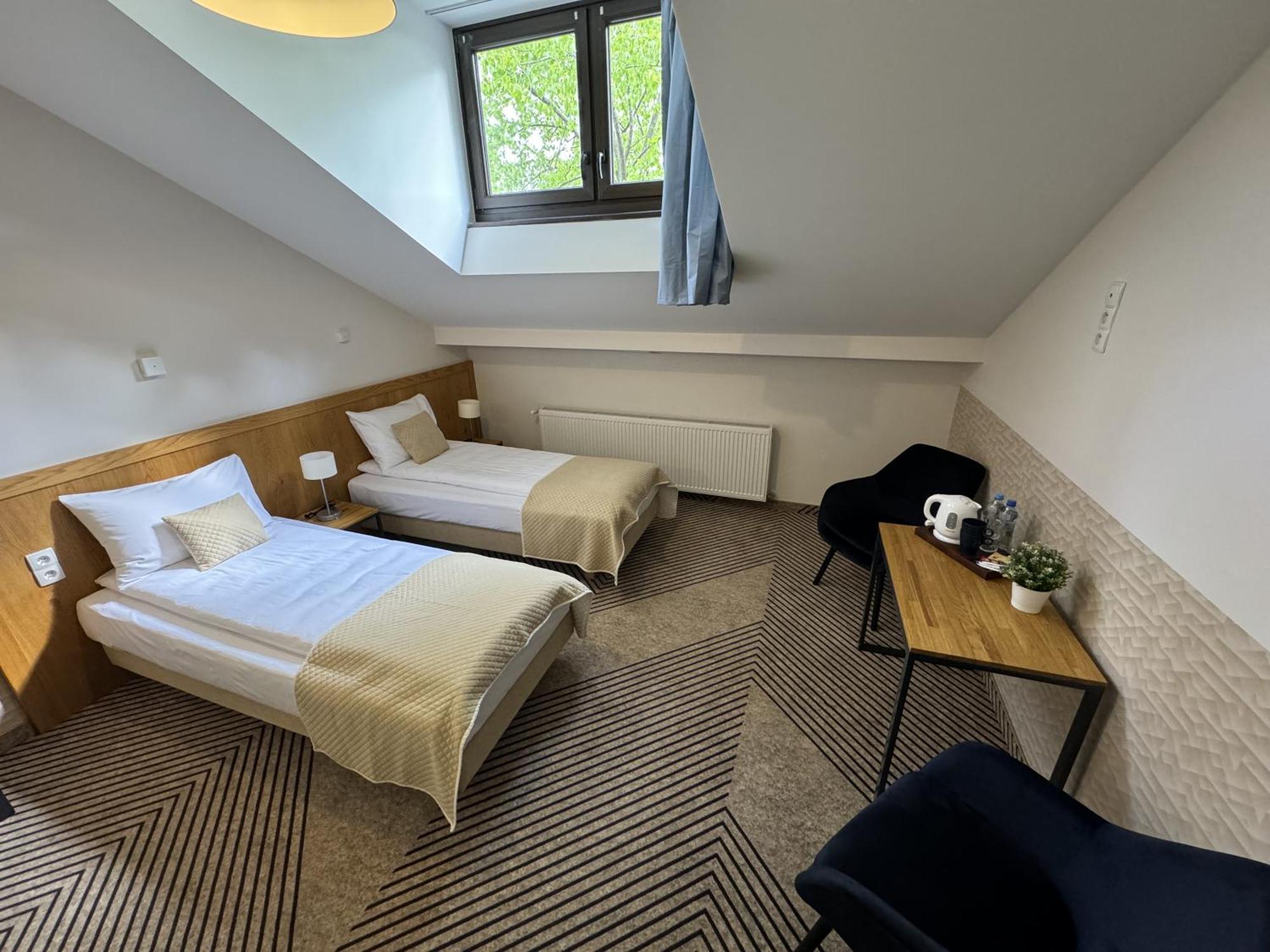 Iris Aparthotel クラクフ エクステリア 写真